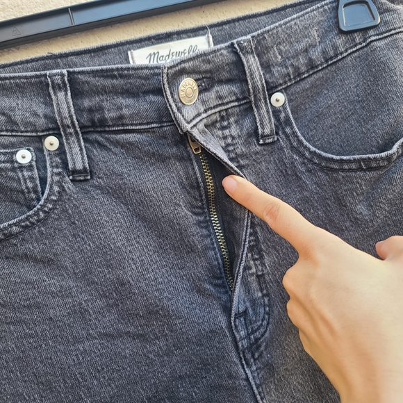 Madewell | The Perfect Vintage Jeans in Lunar Wash Size 25 Style MD711 - Picture 5 of 11